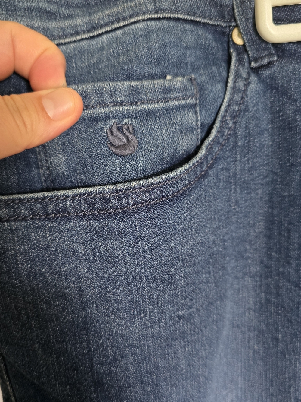 Women's Gloria Vanderbilt Denim Jean Plus Size Brand New - Size 22W - Picture 4 of 10